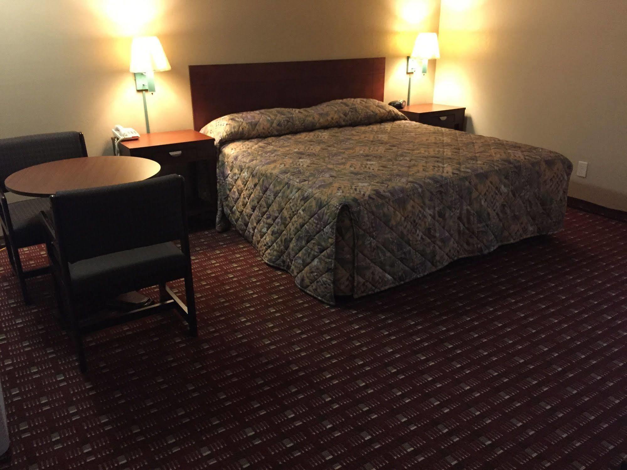 Executive Inn And Suites Dyersburg Exteriér fotografie